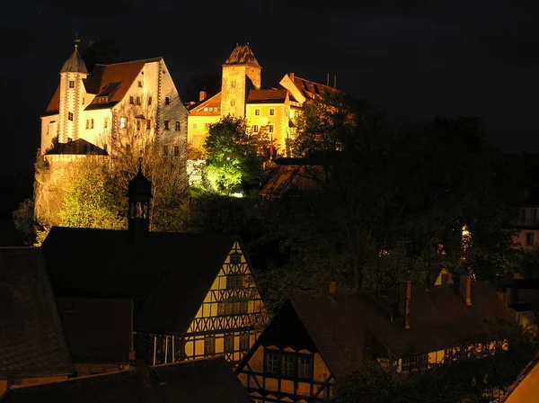 Malebný Pohled Majestátní Středověkou Architekturu — Stock fotografie