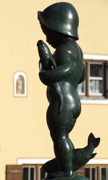 Münih Teki Wiener Platz Brunnenfigur — Stok fotoğraf
