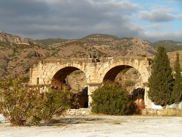 Γραφική Θέα Της Όμορφης Μεσαιωνικής Αρχιτεκτονικής — Φωτογραφία Αρχείου