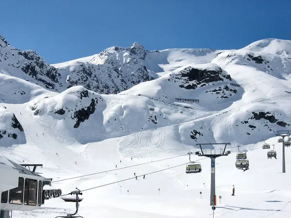 Schöne Verschneite Winterlandschaft — Stockfoto