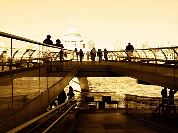 Pauls Cathedrale London Riverside — Stock Photo, Image