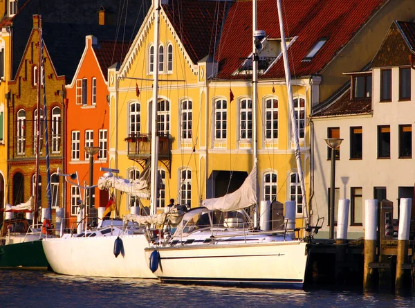 Sonderborg Alssund Ile Bölünmüştür Yüzden Çok Deniz Atmosferi Vardır Burada — Stok fotoğraf