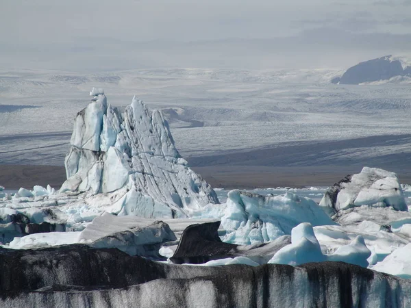 冰原Jokulsarlon环礁湖中的冰山 — 图库照片