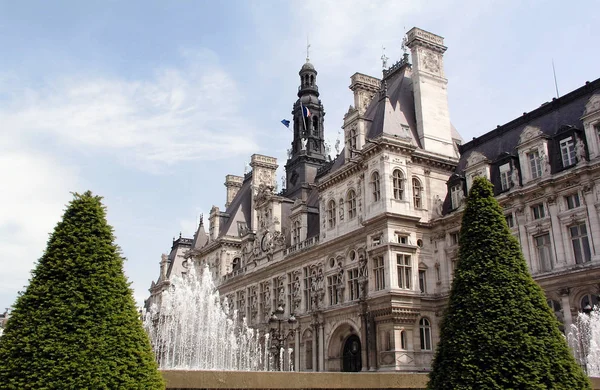 巴黎的市政厅 — 图库照片