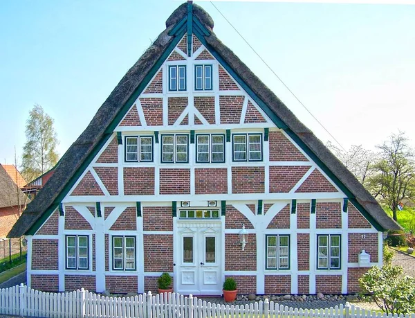 Tudor Style House — Stock Photo, Image