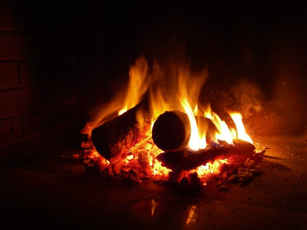 Fuego Chimenea Quinto — Foto de Stock