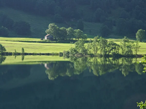 Reflexão Lago — Fotografia de Stock