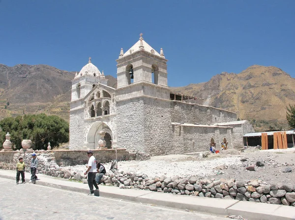Wiejski Kościół Andes — Zdjęcie stockowe