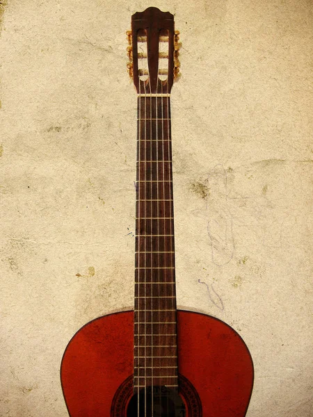 Guitarra Velha Chão — Fotografia de Stock