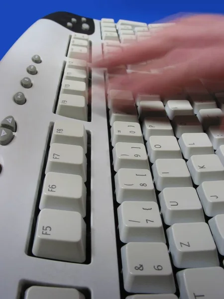 用红色按钮关闭计算机键盘 — 图库照片