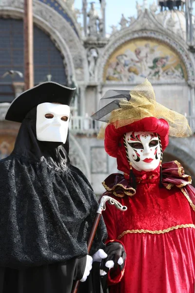 Karneval Benátek Lidé Oblecích Maskách — Stock fotografie