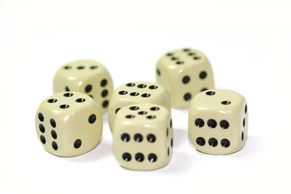 赌博骰子立方体 碰运气游戏 — 图库照片