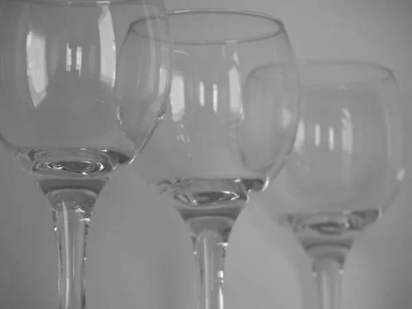 Büyük Şarap Kadehleri Dekanter — Stok fotoğraf