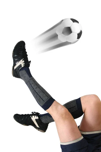有足球运动员腿和球的版权背景 — 图库照片