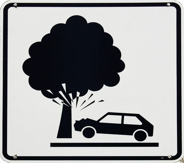 Carro Batendo Árvore Fundo Branco — Fotografia de Stock