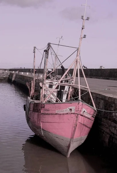 Zicht Vissersboot Aan Kust — Stockfoto