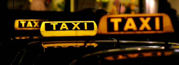Free Taxi Berlin — Stock Photo, Image