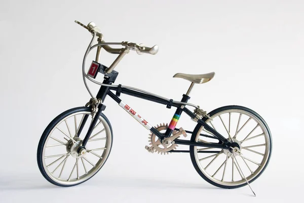 Bicicleta Isolada Fundo Branco — Fotografia de Stock