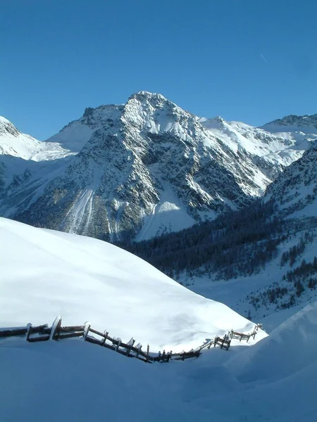 Alpes São Mais Alto Mais Extenso Sistema Cordilheira Que Encontra — Fotografia de Stock