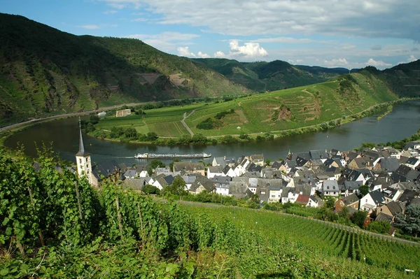 Mosel Flod Som Flyter Genom Frankrike Luxemburg Och Tyskland — Stockfoto