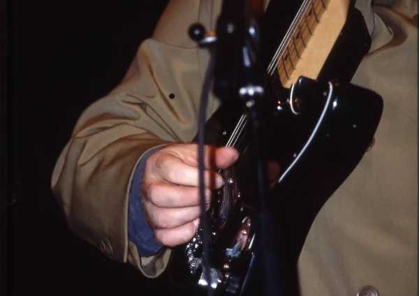 Primer Plano Hombre Tocando Guitarra — Foto de Stock