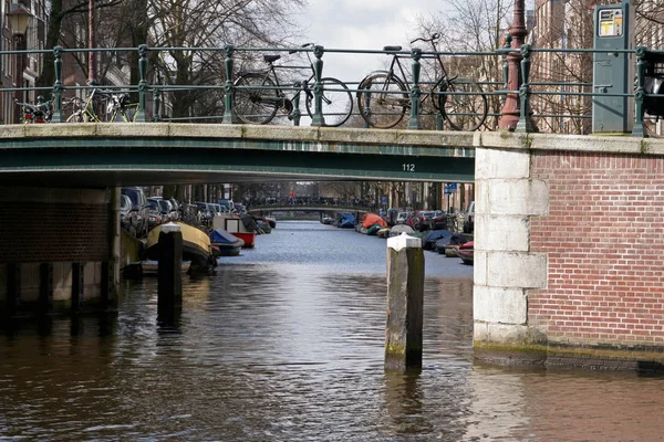 Kanál Most Amsterdamu — Stock fotografie