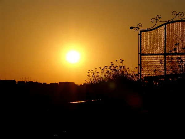 Zonsondergang Voor Het Balkon — Stockfoto