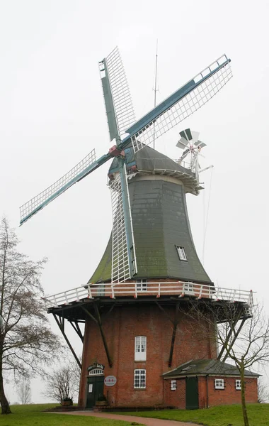 Twin Mills Greetsiel Germany — Stock fotografie