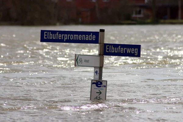 Översvämning Lauenburg Elbe — Stockfoto