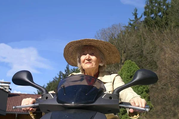 Grandma Years Getting Ready Fun — Stock Photo, Image