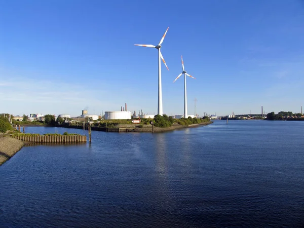 Limanda Rüzgar Enerjisi — Stok fotoğraf
