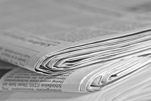 Stack Newspapers Table — Stock Photo, Image