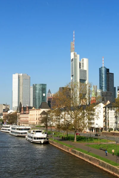 Vista Panorámica Majestuosa Ciudad Urbana — Foto de Stock