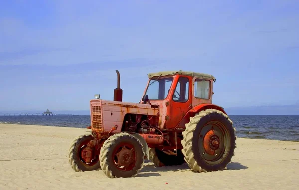 Czerwonego Piasku Plaży Pustyni — Zdjęcie stockowe