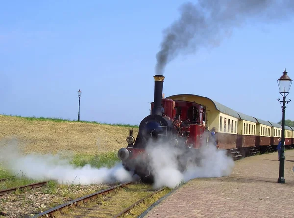 Tarihi Tren Medenblik Ten Kuzey Hollanda Gidiyor — Stok fotoğraf