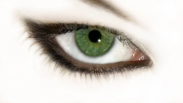 Primer Plano Ojo Femenino Con Ojos Verdes — Foto de Stock