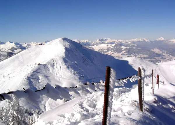 阿尔卑斯山背景惊人的大自然 — 图库照片
