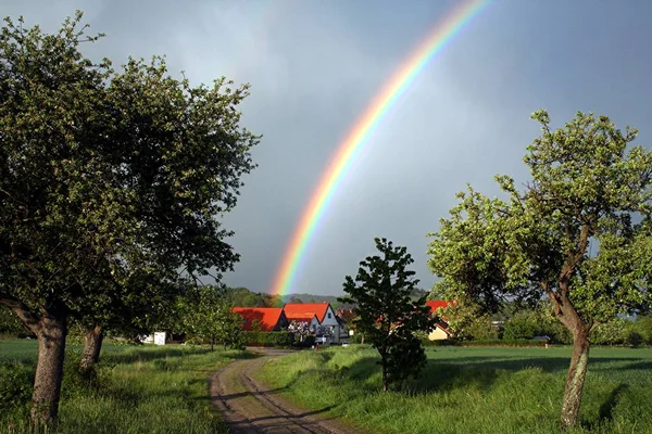 Arco Iris Fenómeno Meteorológico Causado Por Reflexión —  Fotos de Stock