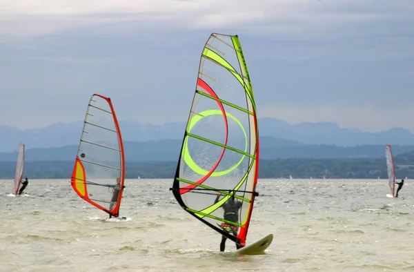 Sommer Wassersport Windsurfen — Stockfoto