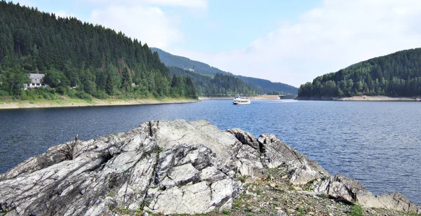 Парусник Морской Воде — стоковое фото