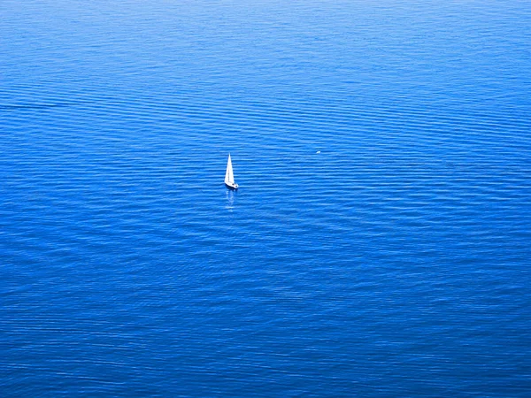 Barco Vela Água Mar — Fotografia de Stock