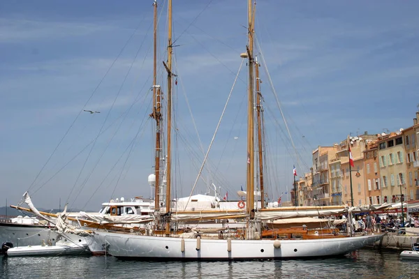 Meerwasser Hafen Und Segelschiff — Stockfoto