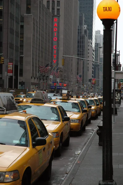 Taxiállomás New Yorkban — Stock Fotó