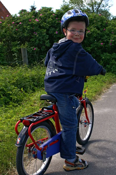 Niedliches Kinderporträt Glückliche Kindheit — Stockfoto