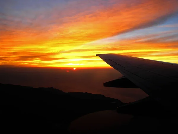 Blick Aus Dem Fenster Eines Flugzeuges Sonnenuntergang — Fotografia de Stock