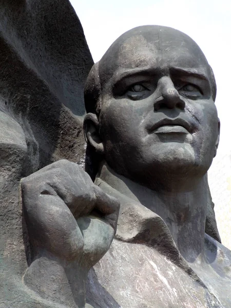 Estátua Ernst Thalmann Cidade — Fotografia de Stock