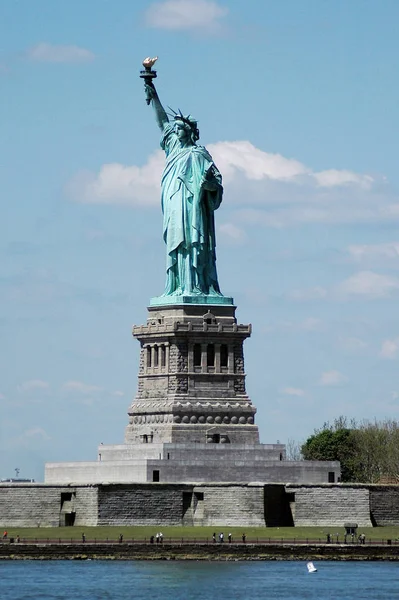 Нью Йорк Freiheitsstatue — стокове фото
