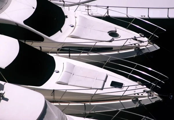 Kayık Gemisi Aracı Nakliyesi — Stok fotoğraf