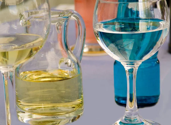 Mieszane Kolorowe Napoje Szklane — Zdjęcie stockowe