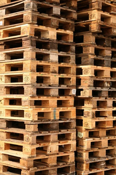 Houten Pallets Een Magazijn — Stockfoto